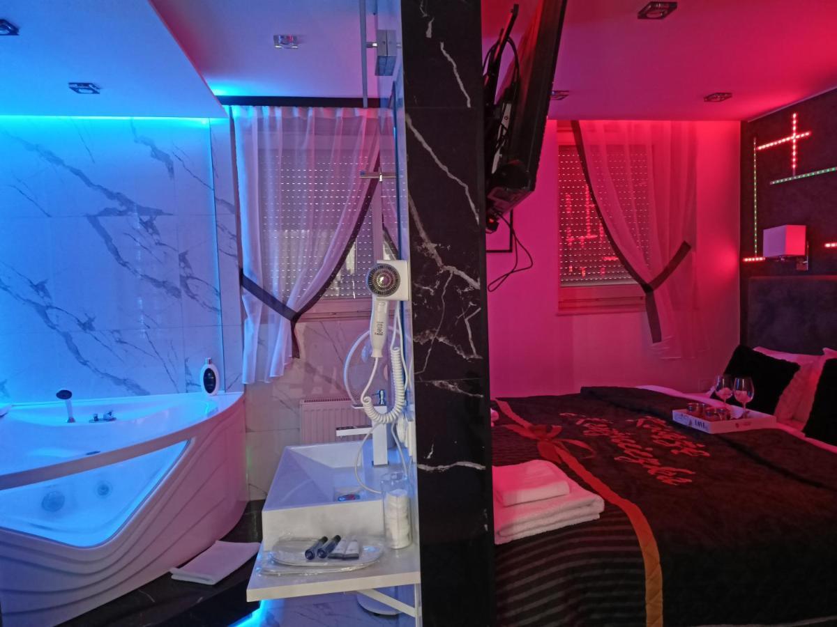Pokoje Hotelowe Nad Zalewem Siedlce Ngoại thất bức ảnh
